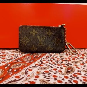 AUTHENTIC LOUIS VUITTON KEYCHAIN/KEY POUCH